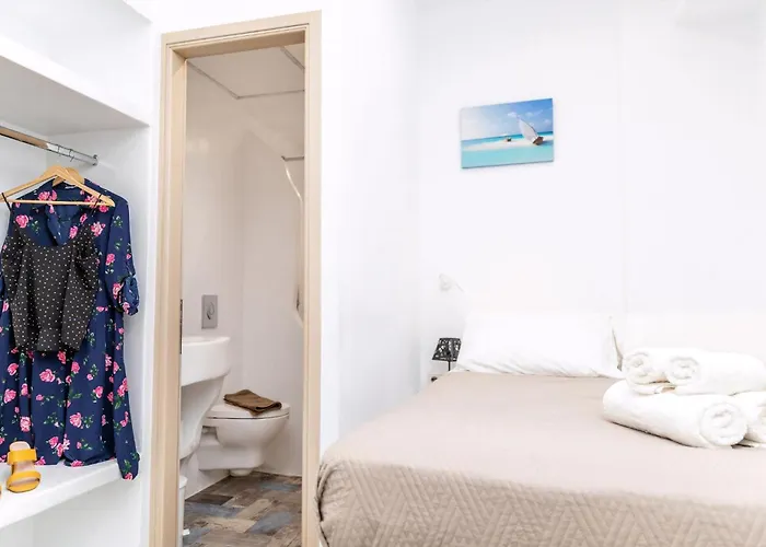 Luxury Naxos Superior Triple 150m From Agios Georgios Villa